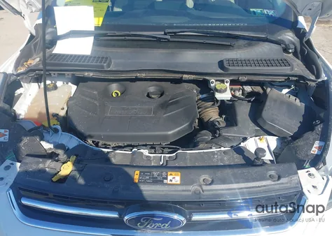 2015 Ford Escape Titanium z USA, uszkodzony, nr VIN 1FMCU9J92FUA55548